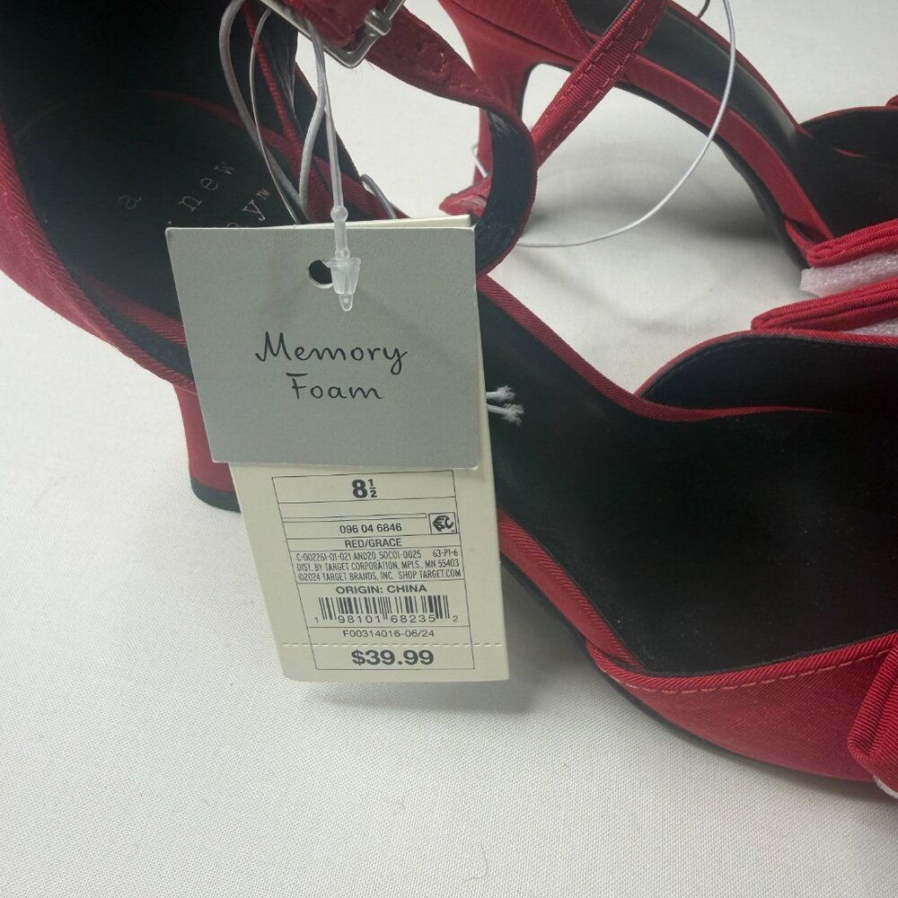 A New Day Red Bow Heels Size 8.5 Women’s Satin Pointed Toe Kitten Heel NWT - Picture 3 of 8